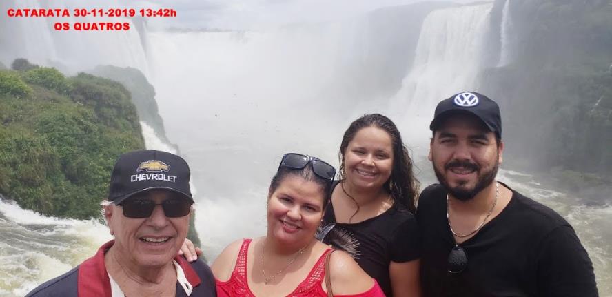 C:\Users\Seven\Desktop\FOTOS 1 DE UMA LONGA VIAGEM 29-02-2019\FOTO 68 OS QUATROS 13H 43M.jpg